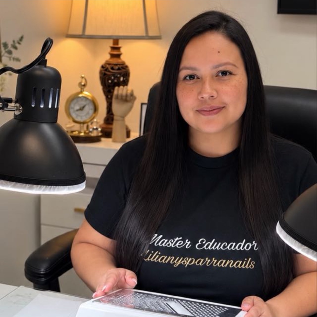 Lilianys Parra, tu manicurista en Irving, Texas